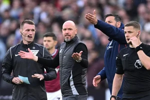 MU 3 lần nhận quyết định bất công từ VAR