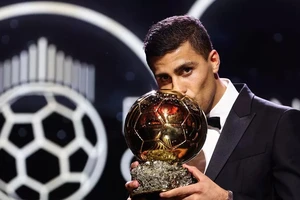 Rodri phá vỡ im lặng về việc Real Madrid tẩy chay quả bóng vàng