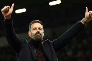 Van Nistelrooy chứng minh mình đúng với ngôi sao bị lãng quên của MU