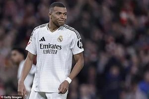 Mbappe chịu hoàn toàn trách nhiệm: 'Tôi sẽ cho mọi người thấy tôi là ai'