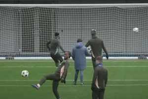 4 ngôi sao của Man City đá hỏng phạt đền khi không có thủ môn