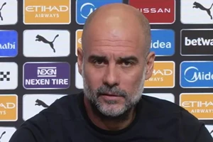 Pep Guardiola lên tiếng về thời điểm bị Man City sa thải, quyết không từ chức