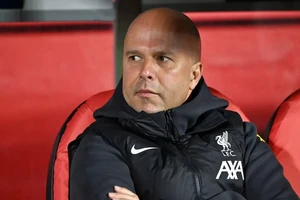 Quyết định chuyển nhượng của Slot hé lộ manh mối về tương lai của sao Liverpool