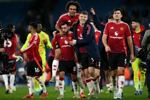 MU - Bournemouth: Ngáng đường Quỷ đỏ