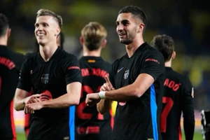 Barca gây sức ép lên Real Madrid, Messi giải cứu Inter Miami