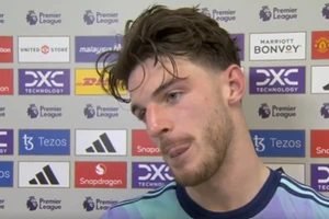 Declan Rice trút giận lên đồng đội ‘ngây thơ’ ở Arsenal