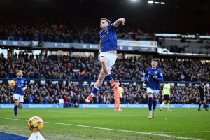 MU bổ sung tiền đạo thứ 5 vào danh sách chuyển nhượng mùa hè