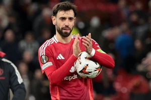 Bruno Fernandes hi sinh sự nghiệp tại MU