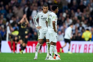 Real Madrid chịu cơn ác mộng trước trận đấu với Arsenal, PSG vô địch