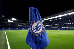 Chelsea đối mặt với án phạt cực nặng của UEFA vì tranh cãi 200 triệu bảng Anh