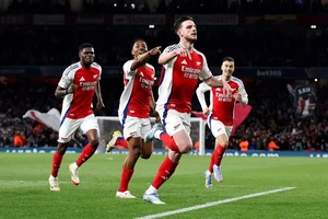 UEFA xem xét thay đổi luật Champions League vì Real Madrid và Arsenal