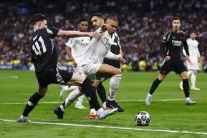 Xác định 2 cặp đấu bán kết Champions League