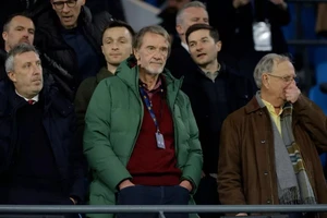 Đồng chủ sở hữu MU Sir Jim Ratcliffe có thể bán CLB của mình cho Saudi Arabia