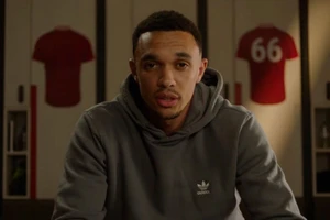 Alexander-Arnold hối hận vì chia tay Liverpool