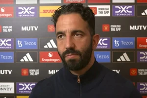 Khi Amorim xấu hổ và mất phương hướng ở MU