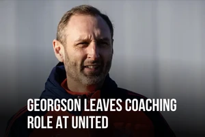 MU bất ngờ thông báo HLV của đội 1 ra đi