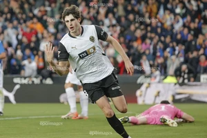 Chuyển nhượng của MU: Ký hợp đồng với Guerra, kiếm lợi lớn từ Greenwood