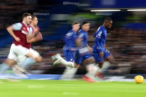 MU đàm phán với siêu sao của Chelsea trong vụ chuyển nhượng gây sốc