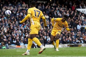 Thông tin mới nhất về vụ MU chiêu mộ Baleba: Đã vượt qua rào cản đầu tiên