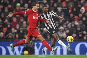 Liverpool tiến rất gần đến việc chiêu mộ Isak