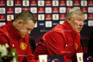 Rooney không còn nhớ đến hành động nhắm mắt làm ngơ của Sir Alex Ferguson