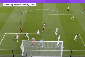 Premier League giải thích về quyết định gây tranh cãi trong trận MU gặp Fulham