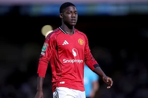 MU ra phán quyết về tương lai của Mainoo