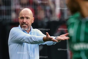 Ten Hag ra tuyên bố đầy giận dữ sau khi bị sa thải
