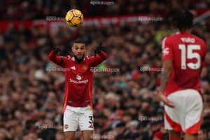 MU đón nhận 1 tin vui và 3 tin buồn trước trận gặp Man City