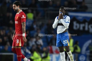 Baleba đã bị ảnh hưởng như thế nào trước thông tin gia nhập MU?