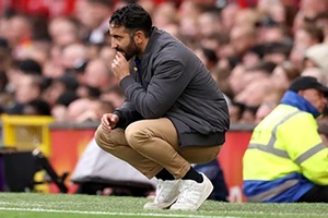 Amorim đáp trả áp lực bị MU sa thải