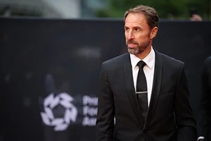 MU lập danh sách 3 người thay Amorim: Ratcliffe liên hệ Southgate