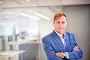 Tôi đã đưa ra lời đề nghị mua lại MU có thể mang về 20 tỉ USD