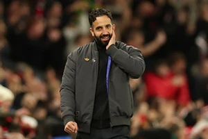 Siêu máy tính dự đoán bảng xếp hạng Premier League: Vị trí gây sốc của MU