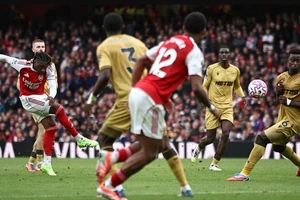 Burnley - Arsenal: Chiến thắng dễ dàng, xây chắc ngôi đầu