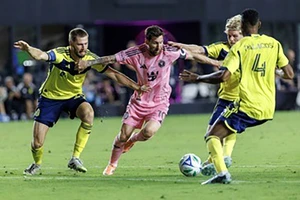 Galatasaray gây sốc khi chiêu mộ Messi