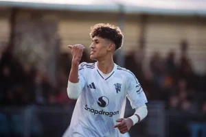 Barcelona nỗ lực chiêu mộ thần đồng của MU lập hat-trick vào lưới Liverpool