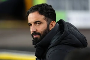 MU hoàn tất ký hợp đồng với một thần đồng bóng đá