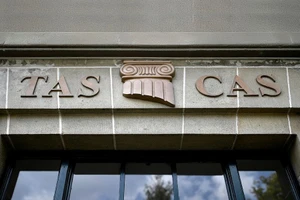 Phân tích pháp lý về việc FIFA hoãn lệnh trừng phạt bóng đá Malaysia