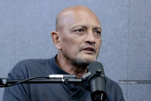 Lãnh đạo bóng đá Malaysia không thể từ chức hàng loạt