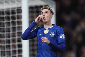 Cole Palmer sẵn sàng gia nhập MU, Carrick lên tiếng