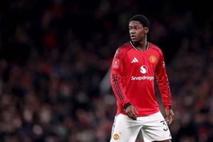 MU cần ngay lập tức ngưng đàm phán gia hạn hợp đồng với Mainoo