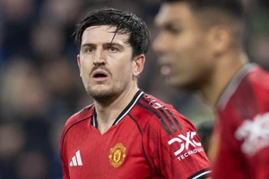 Maguire bị hủy hoại danh tiếng vì hành vi gian lận trắng trợn trong trận đấu