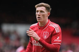 MU chấp nhận mức giá chuyển nhượng Elliot Anderson