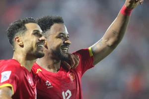 Xuân Son nói về sự kết hợp với Hoàng Hên, Việt Nam nhận cú đúp tin vui