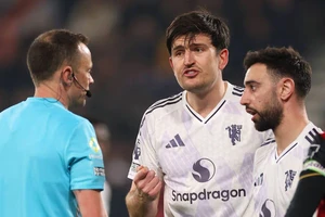 Maguire bị FA buộc tội