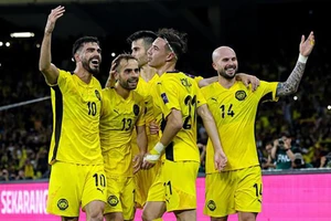 Cựu danh thủ Arsenal sắp nhập tịch Malaysia là ai?