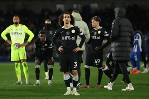 Hỗn loạn chưa từng thấy tại Chelsea