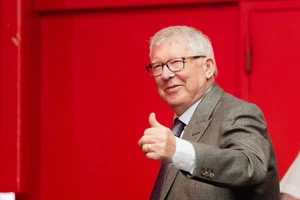 Thông tin mới về tình trạng sức khỏe của Sir Alex Ferguson