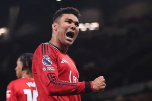 MU công bố thông tin về Casemiro